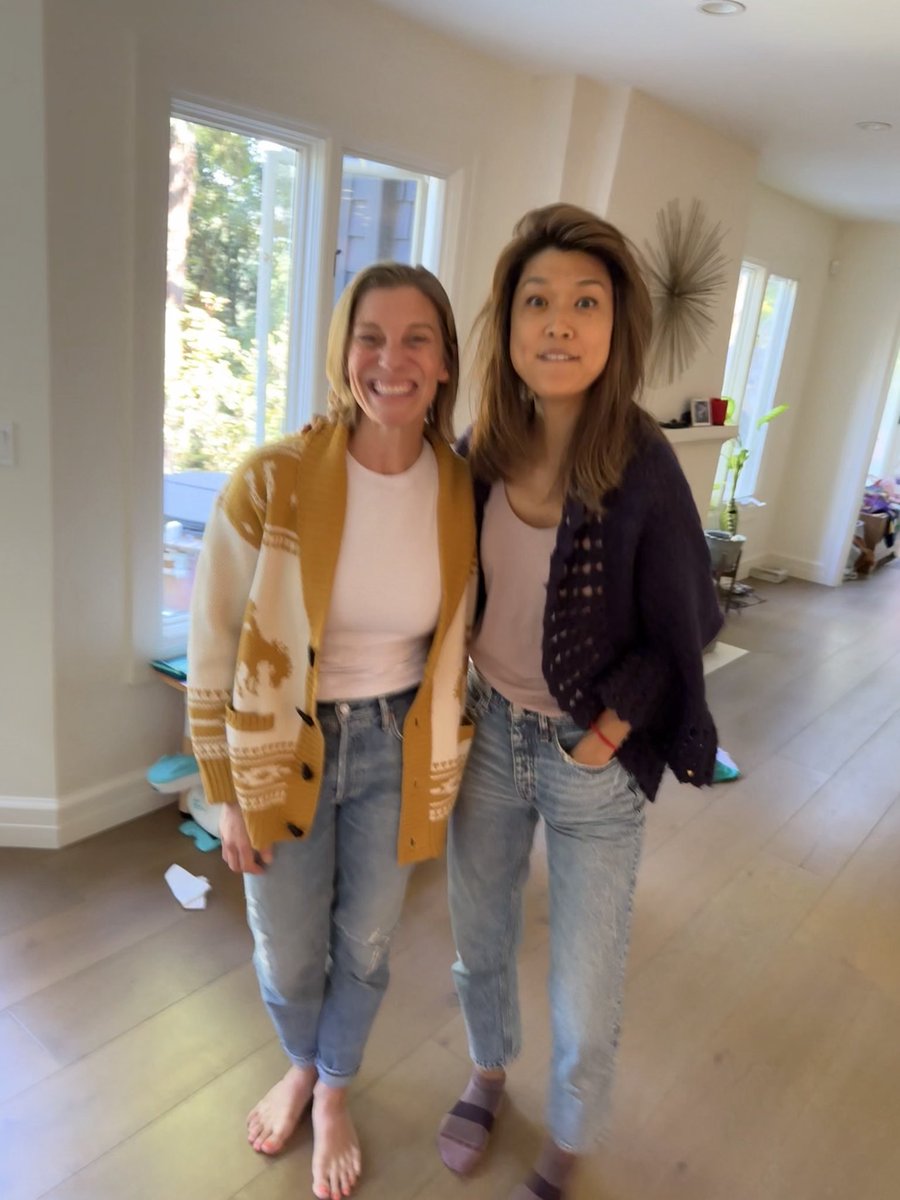 kateesackhoff's tweet photo. Grace Park!!! Still gorgeous. Still hilarious. Still making me smile this big. 🤣 

Grace joined us for Battlestar React-ica this week and YES, we got her for the full watch-along too. 🚀🌟

Battlestar React-ica full watch-along reaction videos WITH Grace on our Patreon page 🚀🌟
(link in da bio;)

#GracePark #BSG