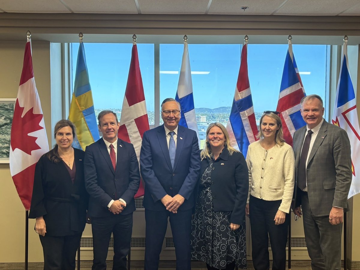 SweAmbCAN's tweet photo. Highlights from this week’s visit to St John’s with my Nordic colleagues included a great exchange with Premier @TonyWakehamNL &amp; other member of @GovNL, a gathering with business reps &amp; Board of Trade, student interaction at @MemorialU and a final stop at the iconic Signal Hill. https://t.co/Uv0AE7UqLO