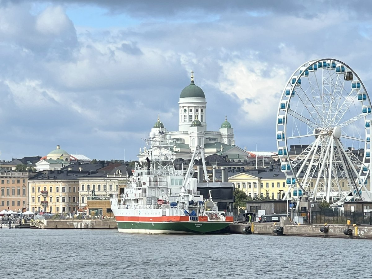 tabidouga810's tweet photo. スウェーデン🇸🇪・フィンランド🇫🇮旅

5泊6日で110,907円でした。旧市街ガムラスタン、クルーズ船の夕食、ヘルシンキの街並み、サーモンスープが1番の思い出ですかね。

せっかくの北欧を味わうなら時間のゆとりを持った旅が目標でしたが、まさにその通りで、日々の喧騒から逃れる落ち着いた旅でした。 https://t.co/nIZflEVikr