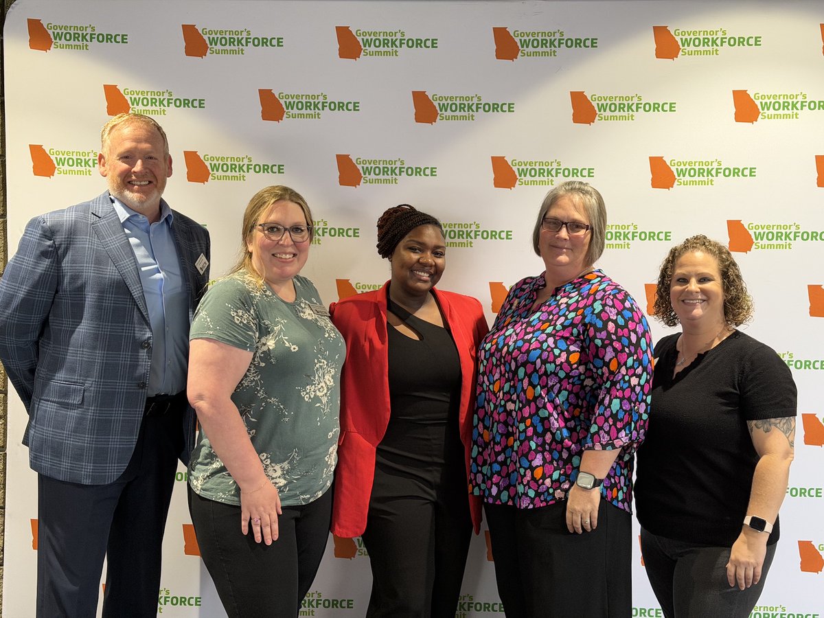CGTC's tweet photo. CGTC Student Shares Journey to AI-Enhanced Robotics Program at Governor's Workforce Summit
"What attracts me to AI-enhanced robotics is the long list of possibilities in manufacturing, healthcare, and other industries in Georgia,"
Visit Campus News
#yourcollegeforourcommunity https://t.co/hMkvA8BVcB