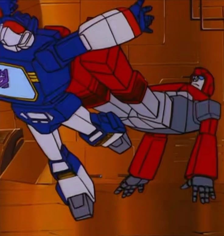 GalvStudios22's tweet photo. Ironhide randomly drop-kicking Soundwave will always be funny as fuck https://t.co/rLsdZANYDa
