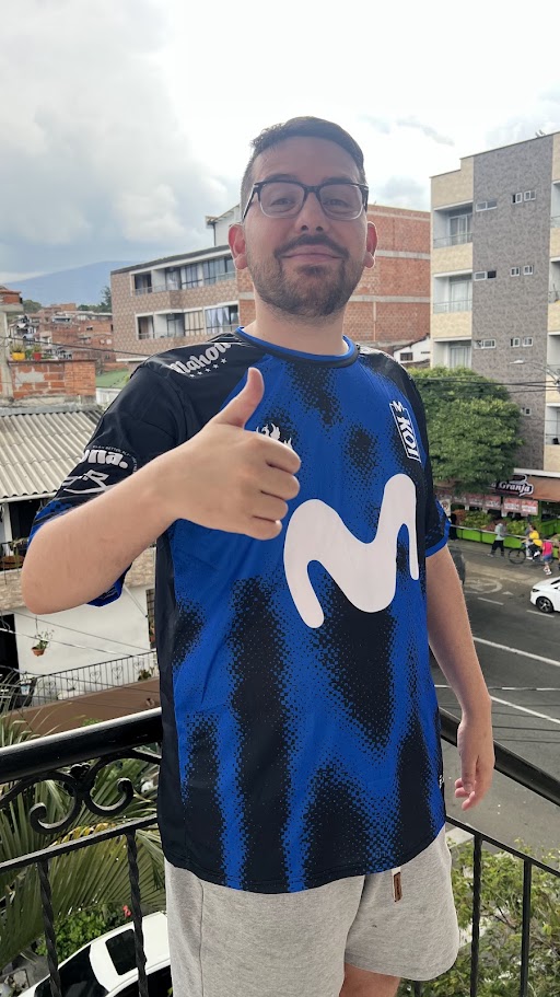 Charolon2's tweet photo. 👍 #MKOIWIN
te amo @Elyoya_LoL🐐 https://t.co/AQfv40mufP