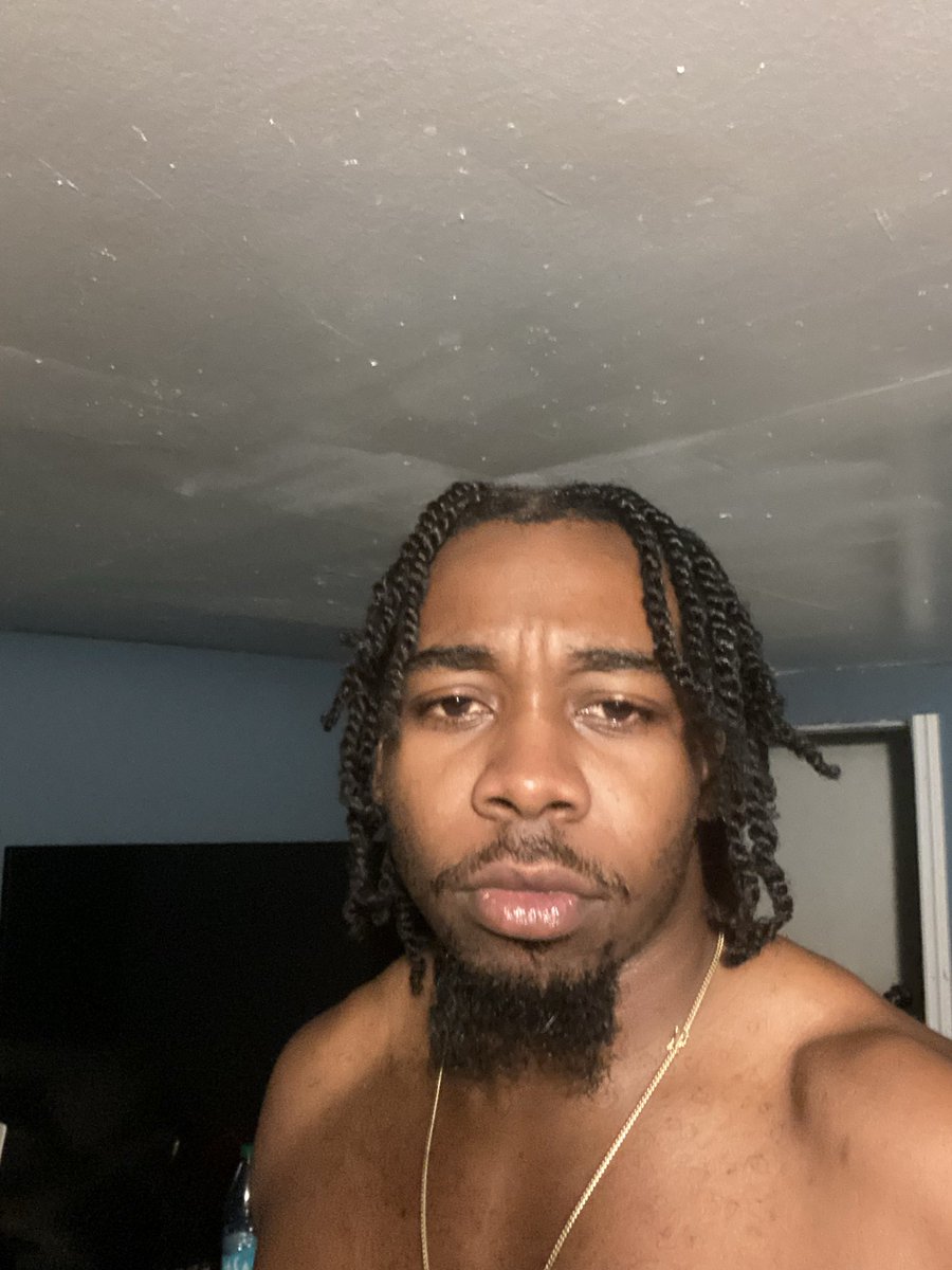 RichMechanic's tweet photo. Think I like my rough look ￼🥸 https://t.co/JnUQIezegJ