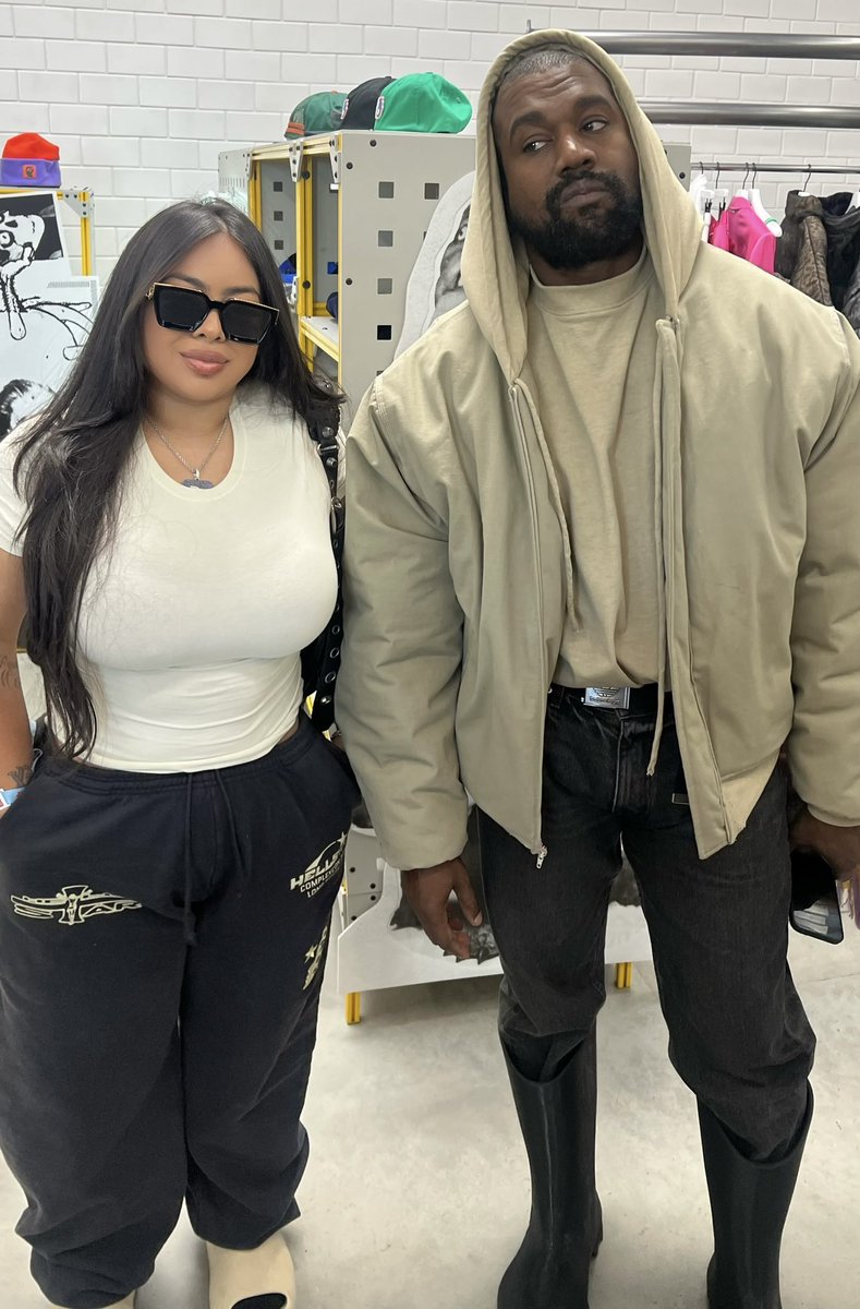 whatisyewearing's tweet photo. Throwback: when Ye saw a fan wearing Hellstar pants and asked them if they believe in Jesus (2022) https://t.co/f0TZEcPdY3