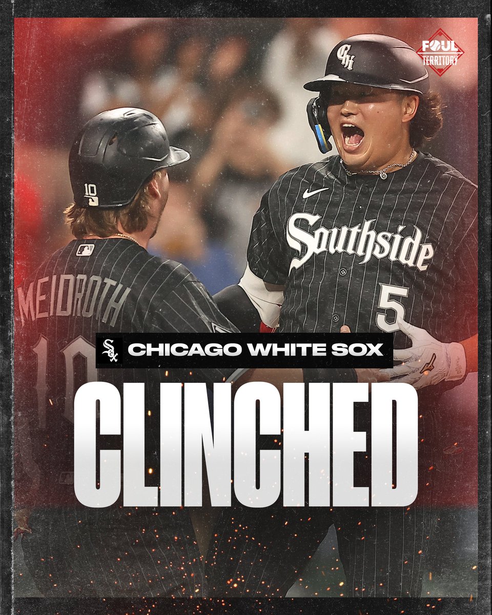 FoulTerritoryTV's tweet photo. After three straight 100-loss seasons, the Chicago White Sox are officially October-bound! https://t.co/mh50QNKCwZ