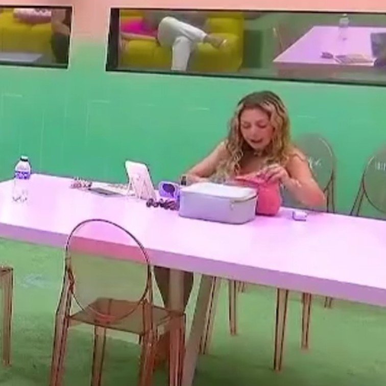 EmZkPr's tweet photo. —Mariana: ¡Hay que votar por Ernesto y por Bri!

Marianita acaba de pedir votos por el Tío Ernie y Bri, y hoy los Marianistas los vamos a seguir apoyando. 💃🫶🏽💖✨️

#LaCasaDeLosFamososMx
#LaCasaDeLosFamososMéxico https://t.co/L7obVSyKnb