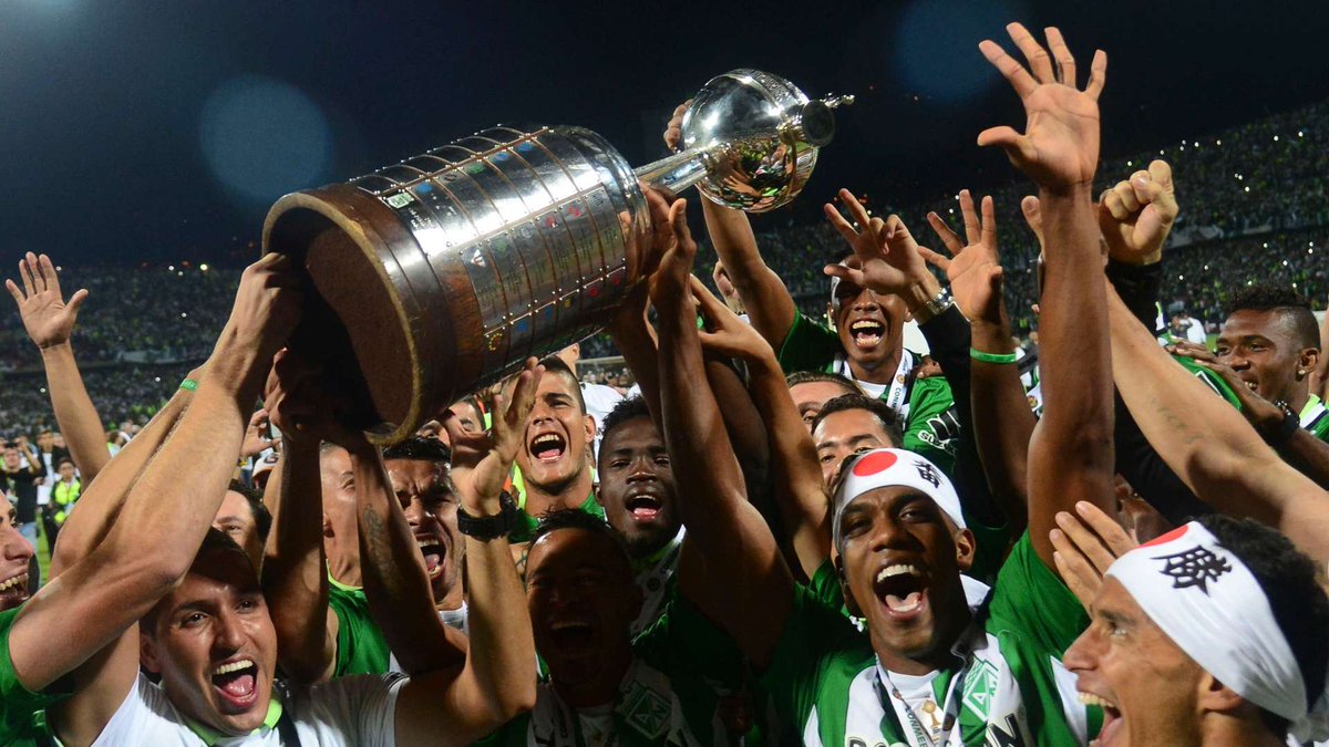erikx_19's tweet photo. Unos empatando con el Tolima un 27 de Julio, otros ganando la Copa Libertadores un 27 de Julio. https://t.co/jLMxPiHeqW