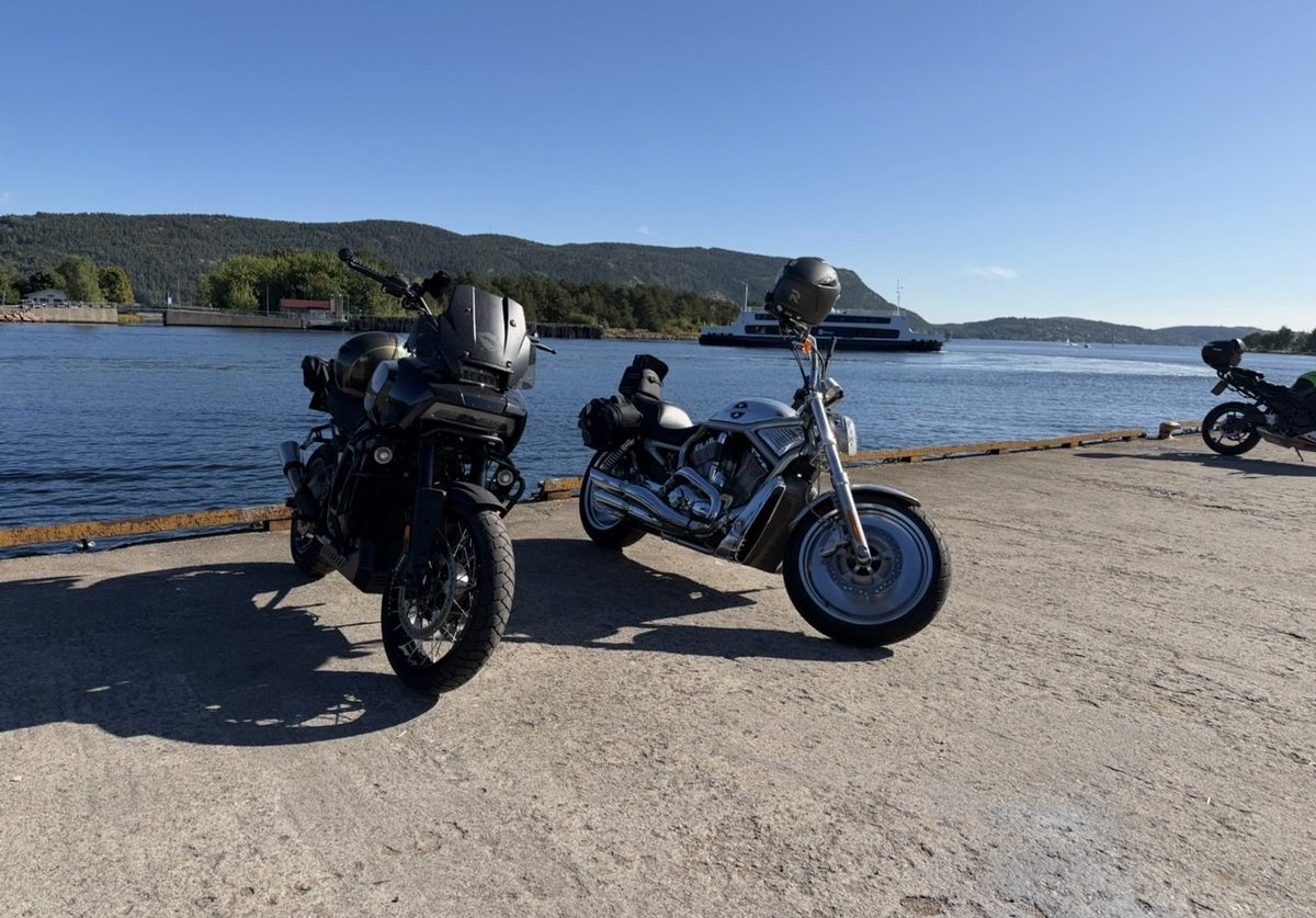 Ragnarok_Whisky's tweet photo. V-rod and Pan America
Fresh air and coffee https://t.co/Yle7GON9za