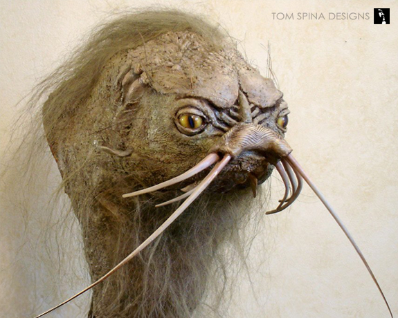 TomSpinaDesigns's tweet photo. BEFORE &amp; AFTER Landstrider prop restoration from #JimHenson's #TheDarkCrystal (1982). As much original material as possible was left untouched to preserve the screen-used artifact. Happy posthumous birthday, Jim!

https://t.co/tgf3C2CIy6

#MovieProps #TomSpinaDesign https://t.co/HnYX7nDYOC