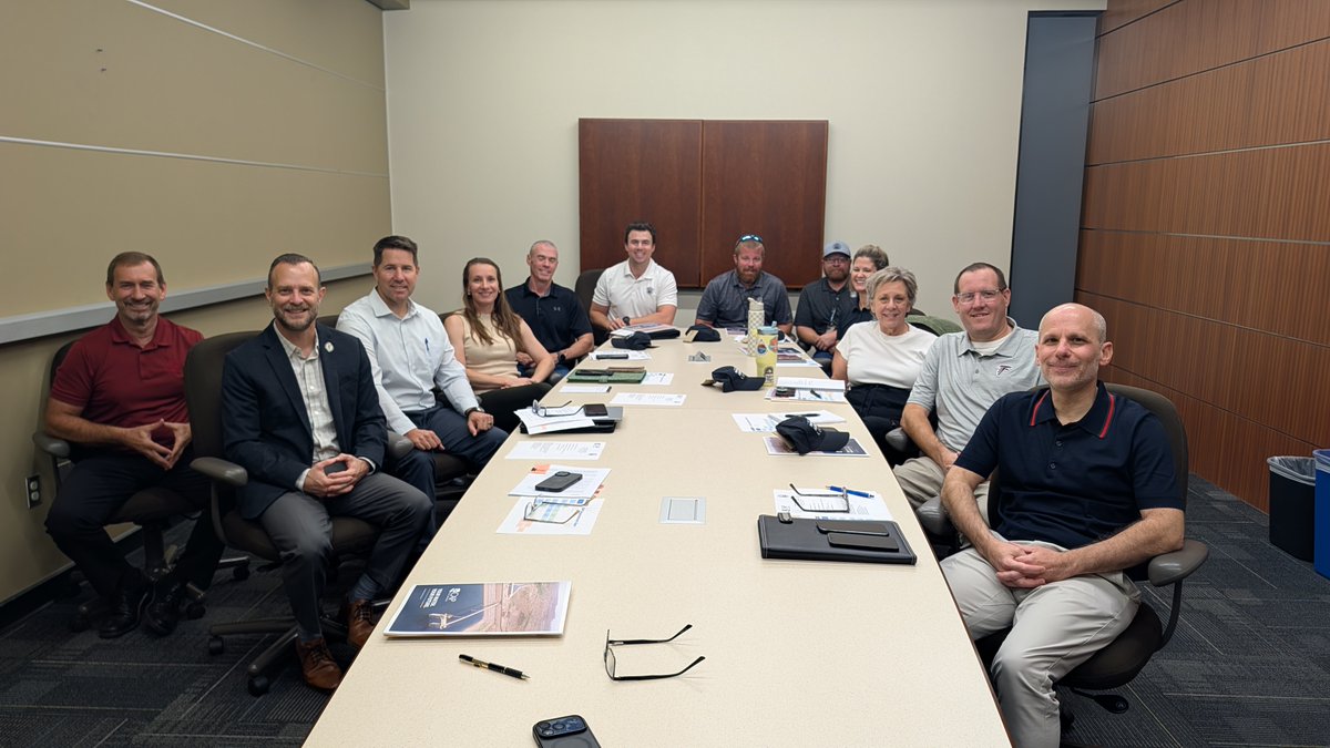 CAPArizona's tweet photo. CAP and @PeoriaAZ Water Services staff met for a joint coordination meeting focused on current water topics and issues affecting our region. Collaboration among regional water leaders is essential as we work together to support a reliable and sustainable water future. https://t.co/tps4kXY1QK