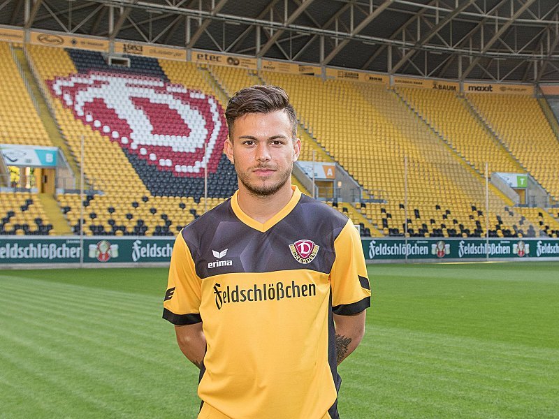 T_DD76's tweet photo. Wer hätte das vor ein paar Jahren gedacht. Glückwunsch Sascha.
#exSGD
#sgd1953 https://t.co/jbCF1MpFpW