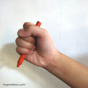erikkamirs's tweet photo. @gwenisonline I held my pencil like this until 3rd grade. https://t.co/TJpCwFWJw6
