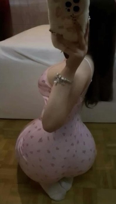 leynaluv's tweet photo. Smash or pass? 🍭 https://t.co/guSSrtoyt5
