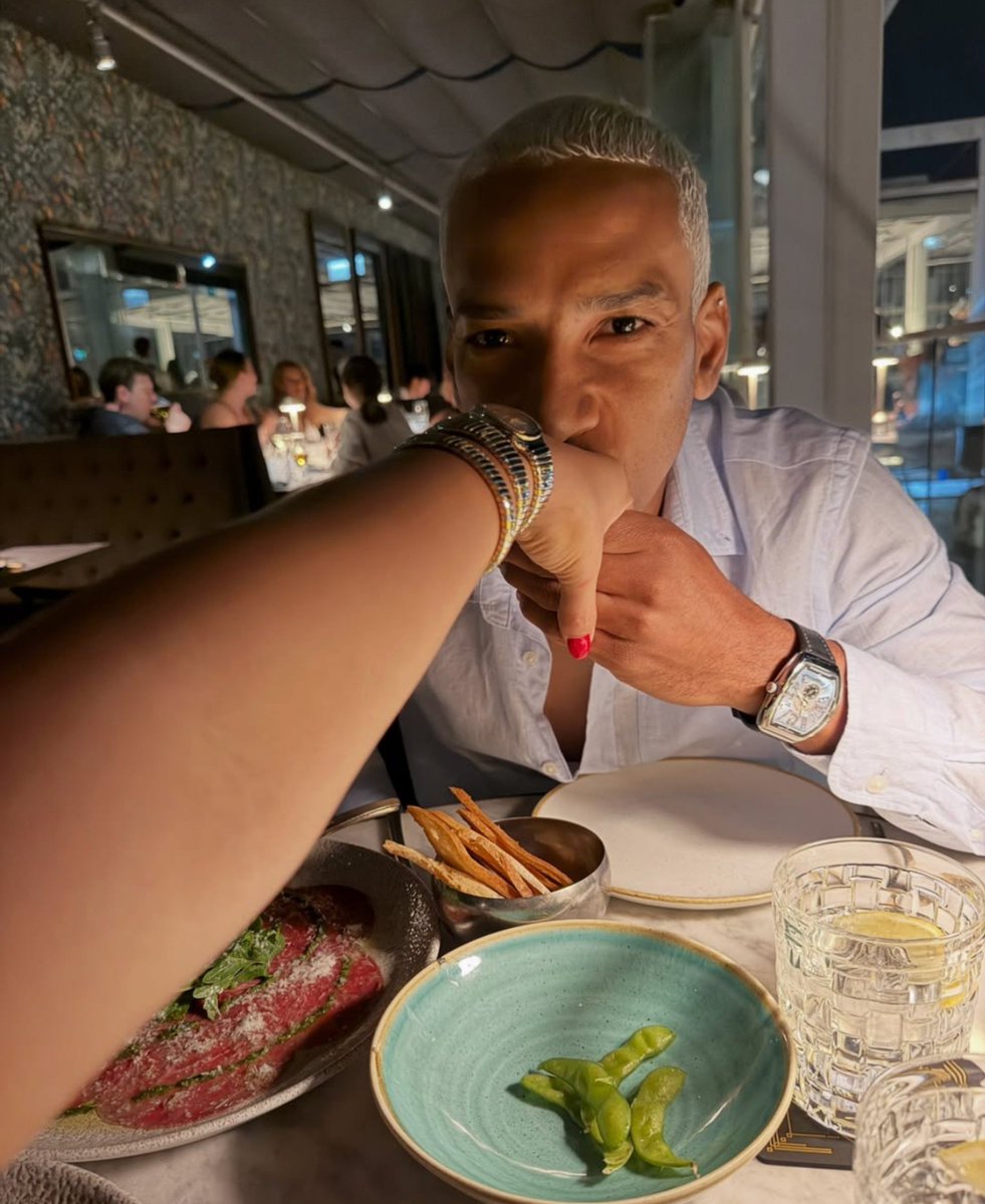 mpworld10's tweet photo. Eu num date com Matheus Pereira 😍 https://t.co/WJhzSdLYCH