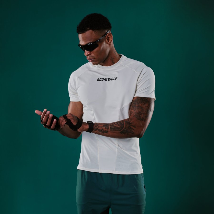 SaveMoneyGulf's tweet photo. @GulfCodesNet 🔥 Alpha T-shirt - Pearl White من سكوات وولف بـ 2850 EGP
https://t.co/yXUSE8dHea
أرسلها لقروب العيلة قبل ما تطلبون 📲
#عروض_الخليج #إعلان https://t.co/UQV0vP1WL7