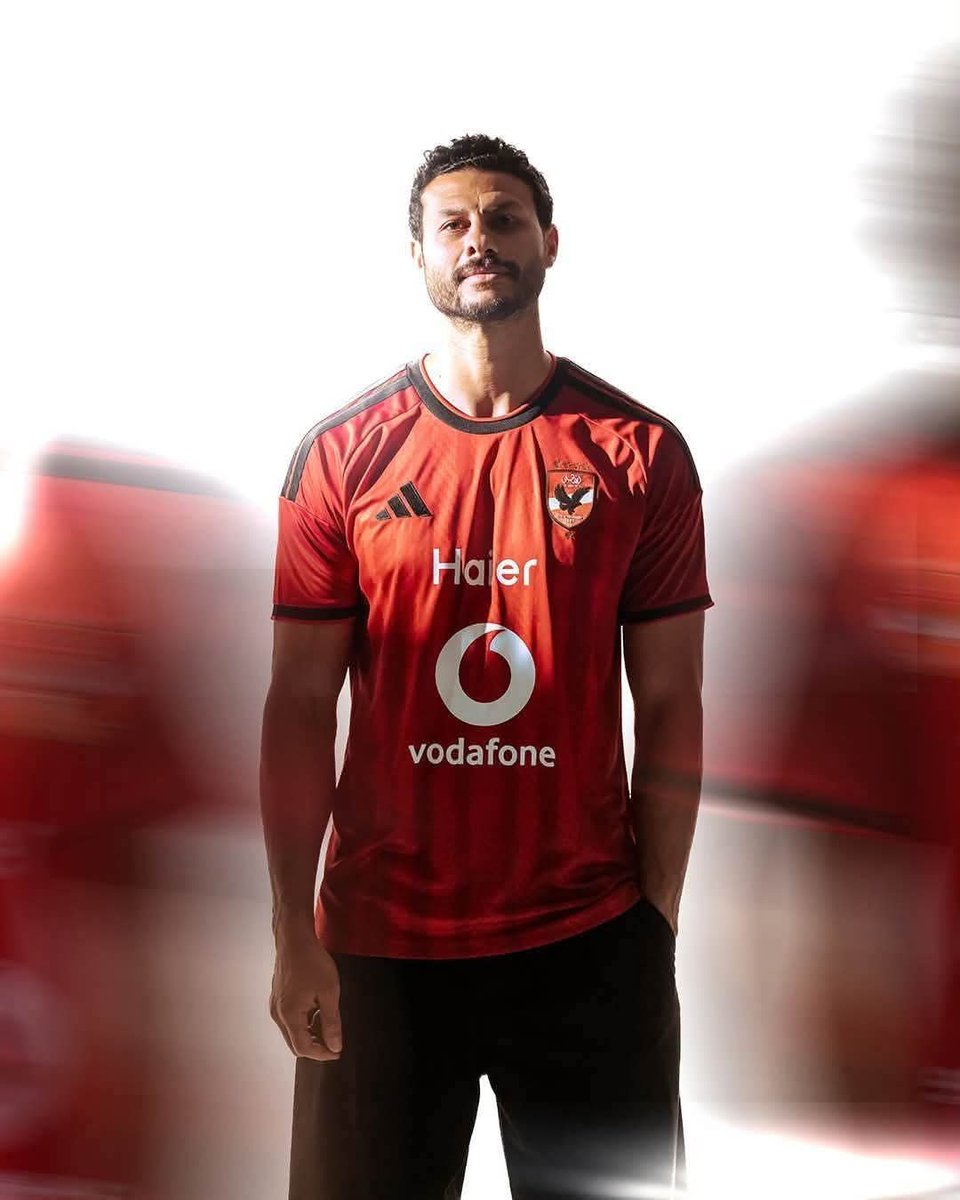 ahemdseym's tweet photo. كل الدعم للكابتن النادي الاهلي وكابتن منتخب مصر والحارس التاريخى https://t.co/bTpuYXWNe0