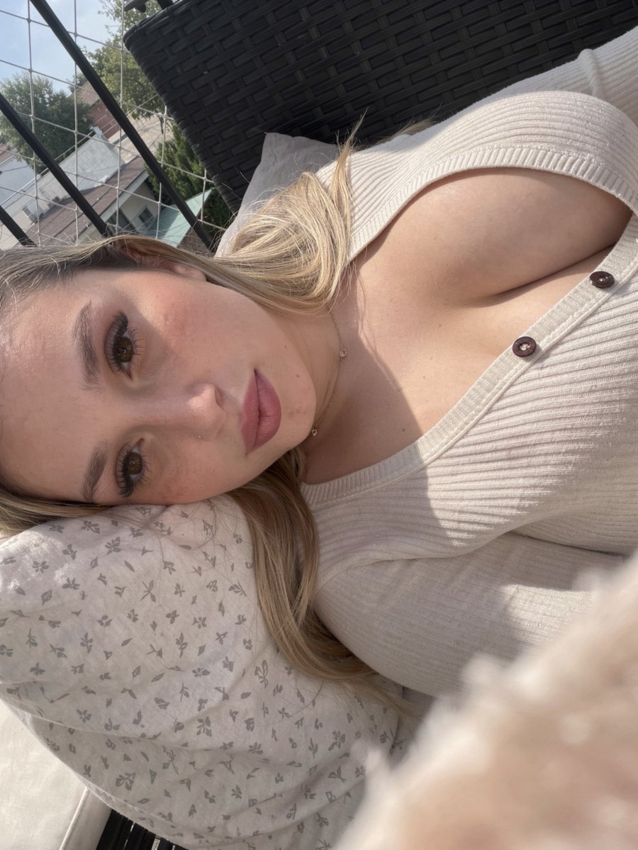 bellabubbax's tweet photo. cute enough to post https://t.co/tK0szWP9CX