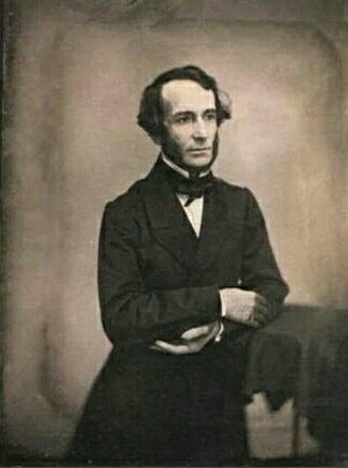 QuotesforGoal's tweet photo. "Es un déspota todo aquel que cree que ser opositor al gobierno es ser traidor a la patria"

Juan Bautista Alberdi https://t.co/USS0E5TGlD
