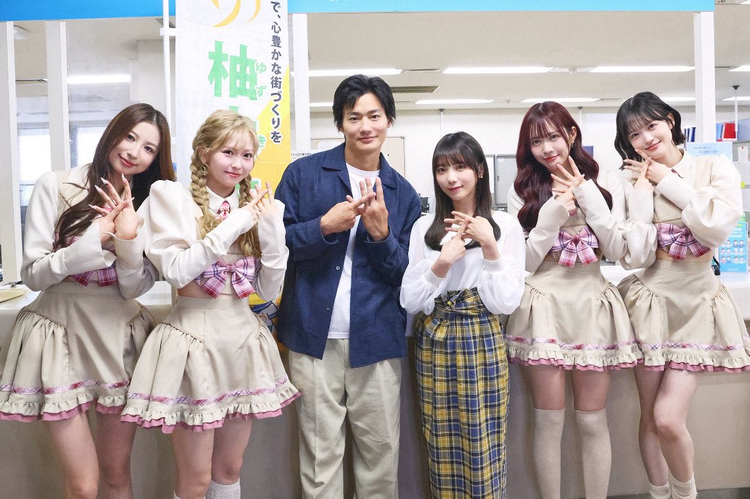 onefive_music's tweet photo. ⊹ ࣪ ˖ ☕︎ ˖ ࣪ ⊹バニララテ⊹ ࣪ ˖ ☕︎ ˖ ࣪ ⊹
テレビ東京「溺愛カレシの作り⽅ 〜セから本命になる⼥の⼦の話〜」（毎週⽔曜深夜 24 時 30 分〜）

エンディング曲に決定！🫧☕️

#onefive #溺愛カレシの作り方

🔗https://t.co/wh1Nn143J0 https://t.co/2wI8cCNdhJ