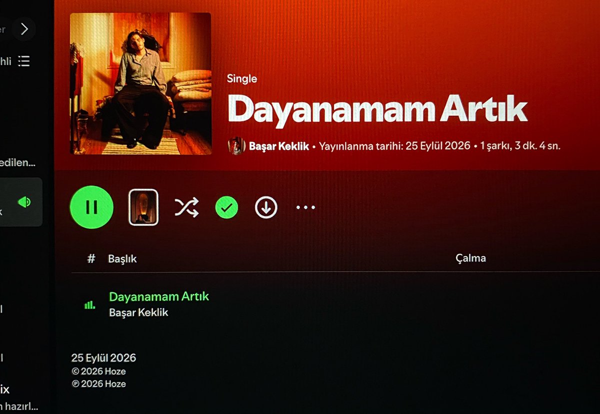 esraslxl's tweet photo. @Basarkeklik 
bak gözümü kararttım 
soluğu sende aldım https://t.co/B4yMnXkujt