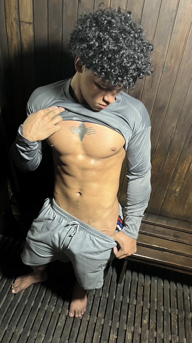 Jei_guanipa2's tweet photo. Paras lo que an vistos publicaciones mías esta es mi cuenta original las otras son falsas se darán cuenta al ver un estas publicaciones tienen más tiempo que ir cualquier otra #jeison #gym https://t.co/jvkH7mPuL0