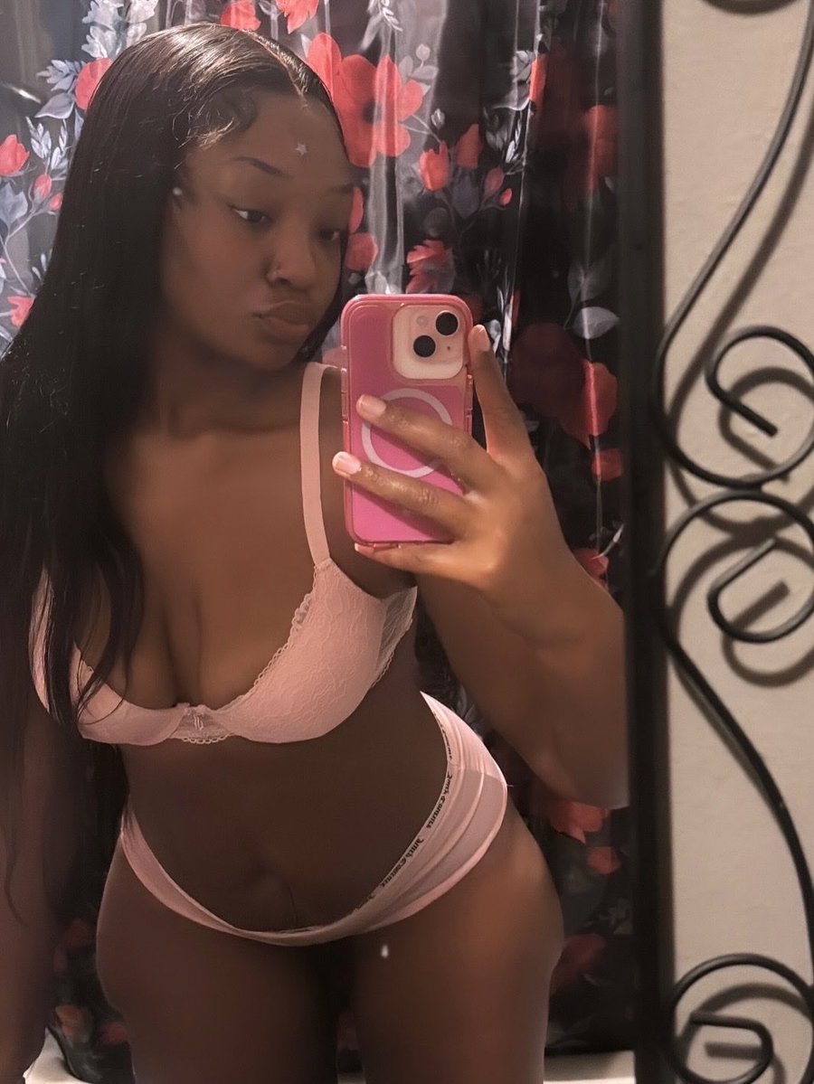 Tea2you2's tweet photo. I got your front, if you got my back😏🤪 #fypシ゚viral #getactive #followme https://t.co/tpfhFsUVBQ