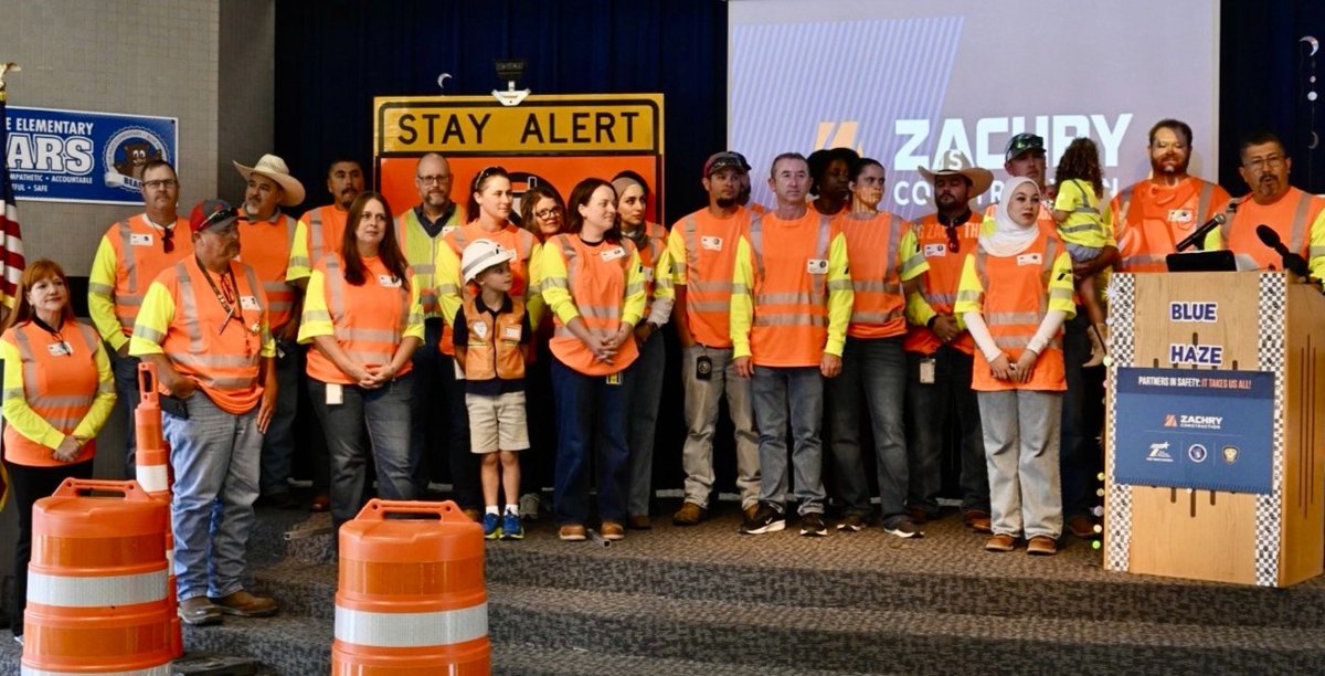 TxDOTFortWorth's tweet photo. We're your neighbors. We work here. We live here, too.
We want everyone that travels through work zones to get home safely. Drivers help make that happen when they:
• Put down the phone
• Slow down
• Watch for signs and workers
• Don't tailgate
#TxDOT #WorkzoneSafety https://t.co/DyNtml4dQ5