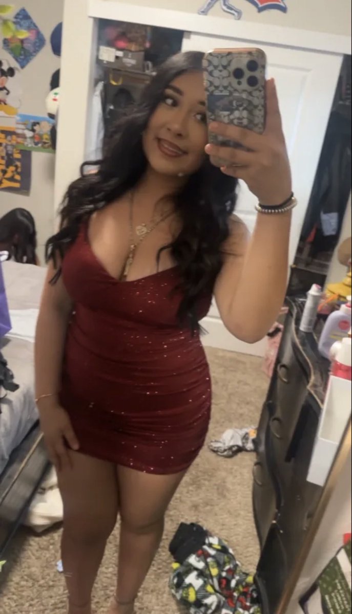 xr7u2v's tweet photo. make my gf idalia internet porn spread her in hopes she sees it ( feargasm ) https://t.co/E23Vl5hujy