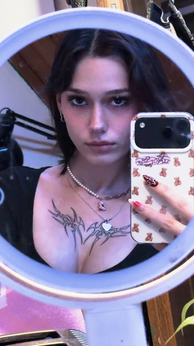 MimisDiarys's tweet photo. Goddamn https://t.co/ixblaVolPZ