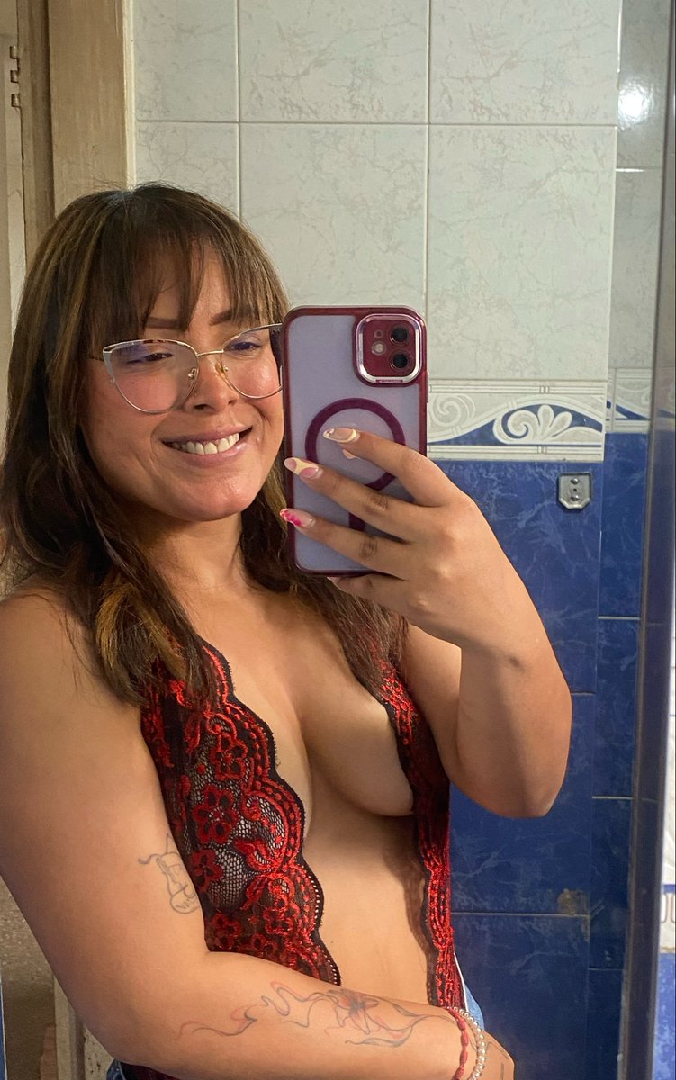 LaliiMiss_'s tweet photo. Yo / Mis pies ❤️‍🔥👀 https://t.co/0gNLc3F4fV