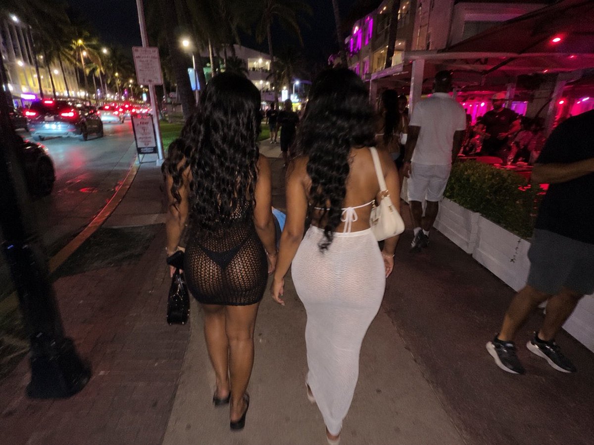 WinYouOverwdcn's tweet photo. Two best friends which you picking?π.
#DynamicDuo #BestieContent #BestieLove #TwoOfAK https://t.co/aSAiBNgZ4M