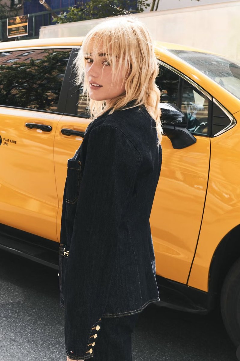 megaatrillz's tweet photo. @TommyHilfiger #NYFW❤️ https://t.co/GtZlGGrBNK