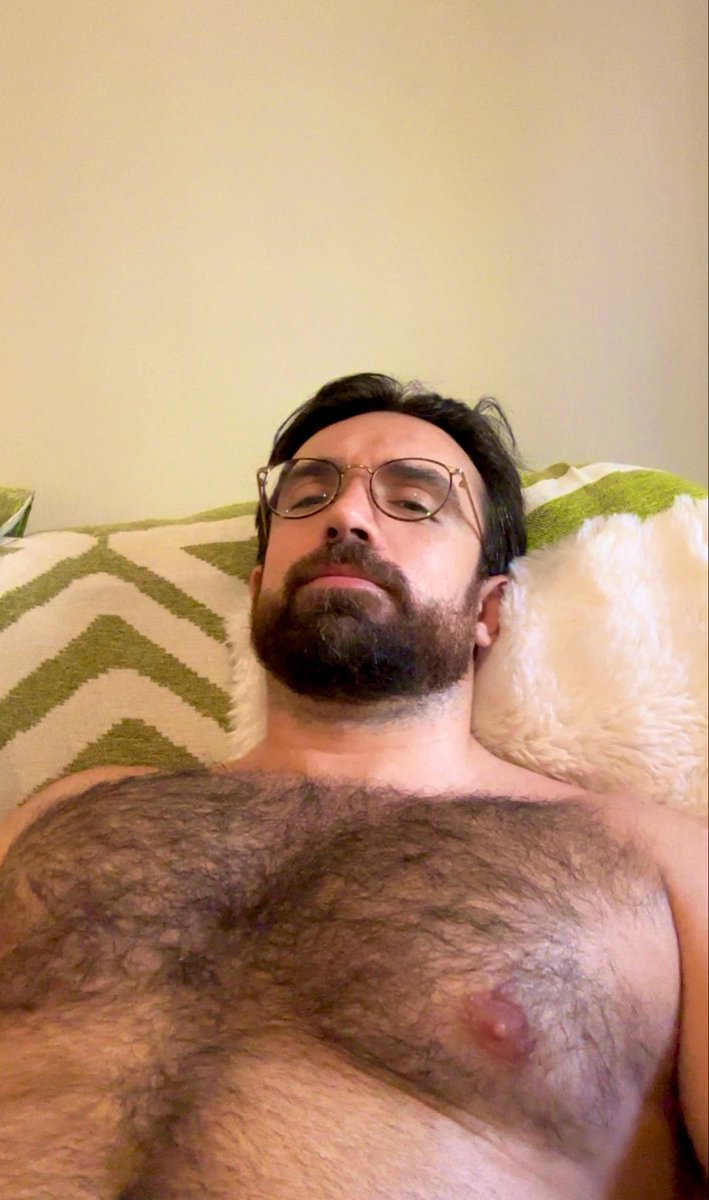JJFroud's tweet photo. Come over here I’ve got something to show ya https://t.co/jX67Fwitbo
