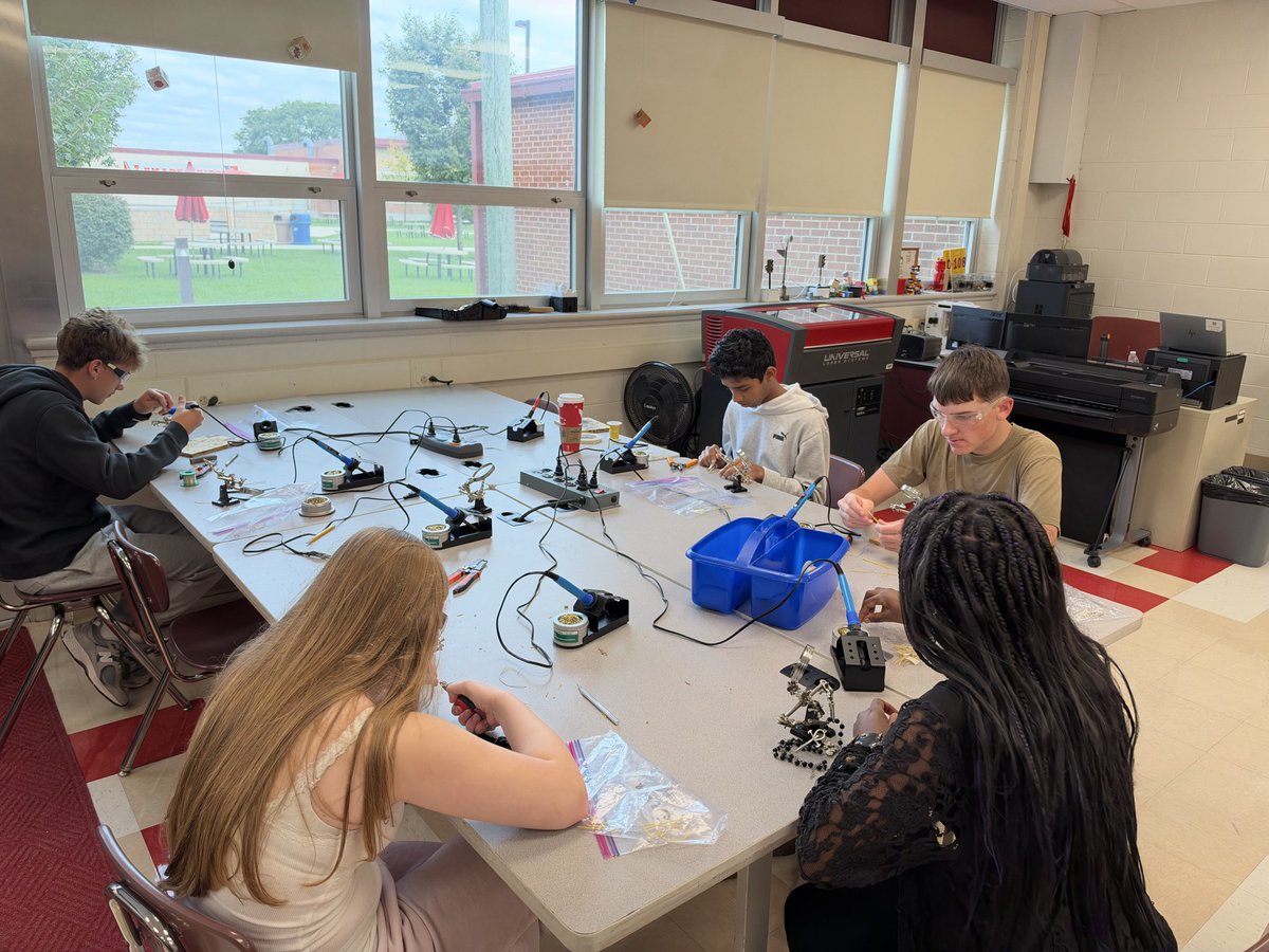LenapeTechEd's tweet photo. Students in Mr. Better’s Electronics Technology 1 class are learning the fundamentals of soldering. https://t.co/MdlBu1gadK