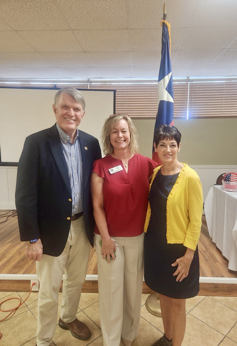 DonnaCampbellTX's tweet photo. It was great to stop by the Guadalupe County Republican Women’s monthly luncheon and spend time with so many dear friends! Thank you to GCRW President Janel Ray for the warm welcome. I also enjoyed catching up with State Representative @Schoolcraft4TX and Guadalupe County Republican Chair Terry Harper. Always a pleasure to be in Guadalupe County!