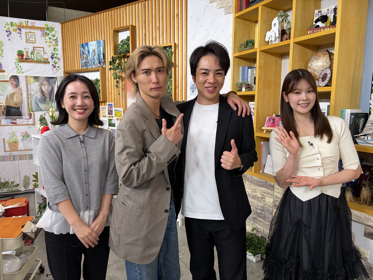 morningcompass1's tweet photo. このあと6:45-生放送📺
#チバテレ #モーニングこんぱす 金曜日

7:00頃-県内NEWS天気☁️

7:18頃-千葉は食材の宝石箱や〜🎁
#彦摩呂 と食レポ対決🍴

7:30頃-
#ABCZ #三茶のシスター MV公開🎵

7:39頃-
#副島淳 が南インド料理をリポート🇮🇳

#橋本良亮 #泉水はる佳 #前原竜二 #吉川七瀬 #tvk #テレ玉 https://t.co/aKp7kKiSfO