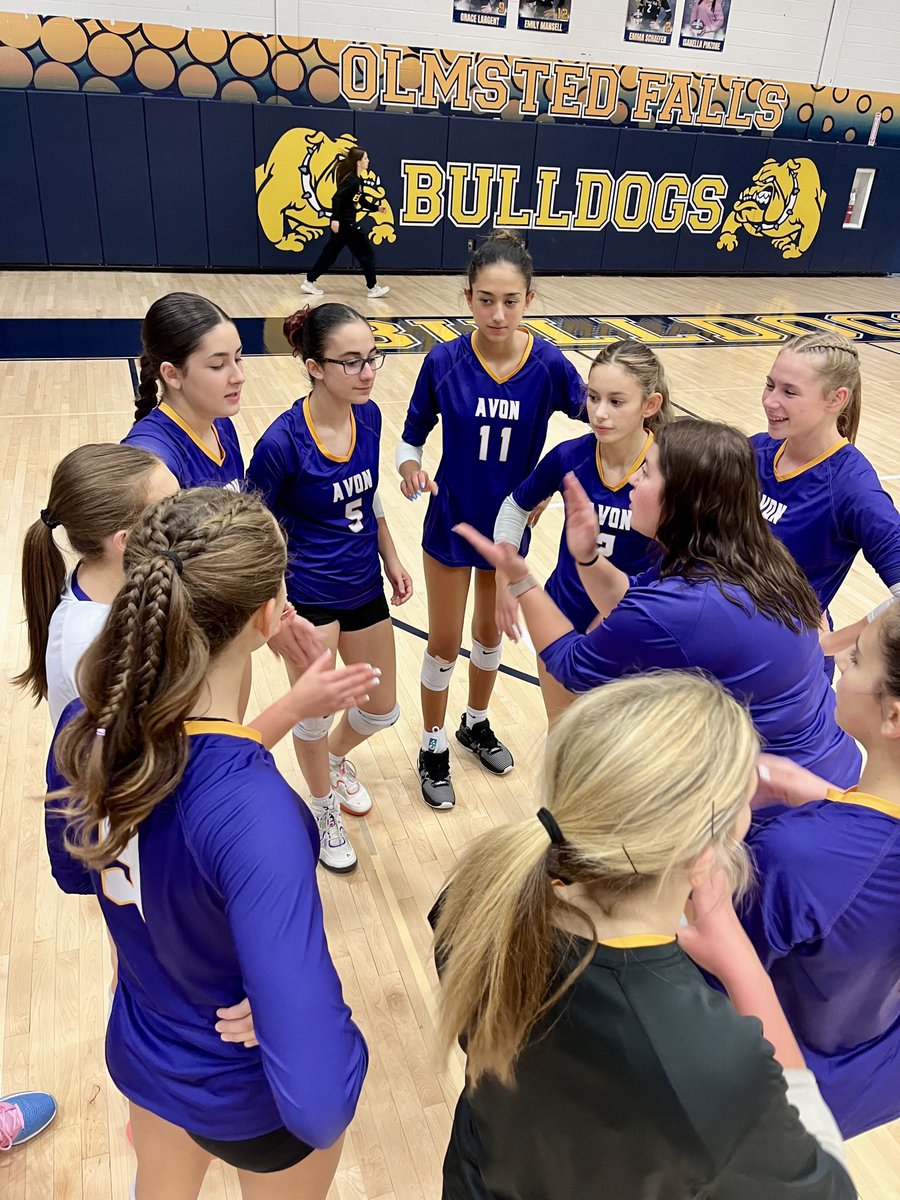 avoneaglesvball's tweet photo. Let’s go Eagles! https://t.co/wm2aAX2fFb