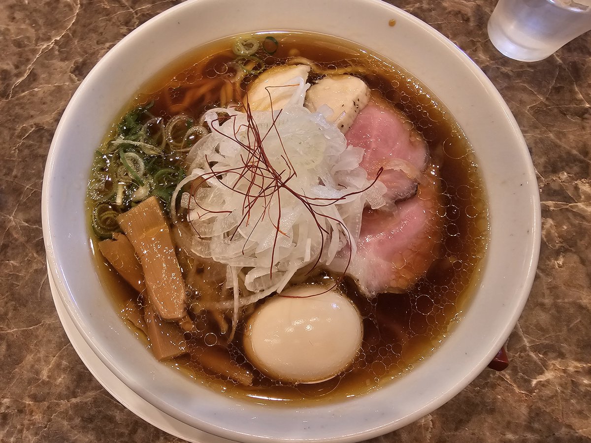 FAKEquestion's tweet photo. @OugiToba 美味そうなラーメン！
私も貼っとこう https://t.co/gIM80tJ5IY