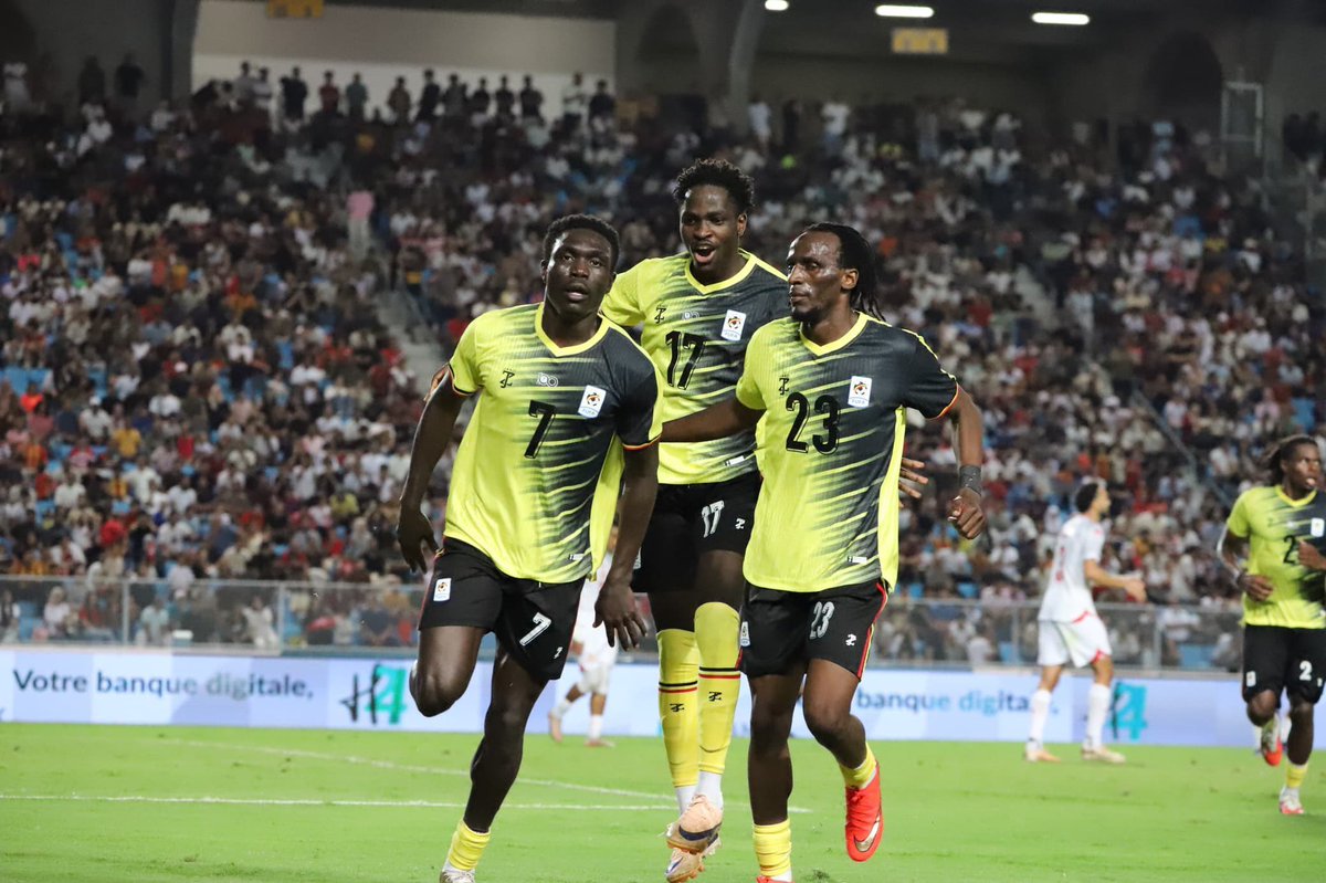 DNyeko's tweet photo. FT: Tunisia πΉπ³ 1-1 Uganda πΊπ¬
Full time thoughts
β Defense caught napping from a corner as Adem Arous was unmarked and put the Carthage Eagles in front.
β Nathan Asiimwe had an impressive @UgandaCranes
with an assist
β Denis 0nyango made crucial saves in the dying minutes especially after Rogers Mato 's stunning equaliser
β James Bogere with a brilliant cameo
β Toby Sibbick solid in defense.
#TUNUGA #TotalEnergiesAFCON2027 #AFCON2027Q #AFCON2027Qualifiers
@FTF_OFFICIELLE @OfficialFUFA