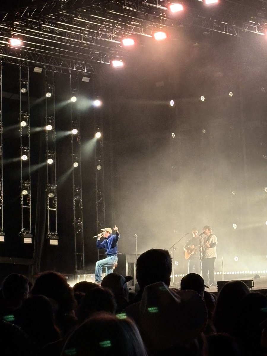 Quinnnx_'s tweet photo. went to see role model last night at the mann in philly bc my bestie is on the tour &amp; had a greattt time 🤩⭐️ https://t.co/s1e4FyFv7r