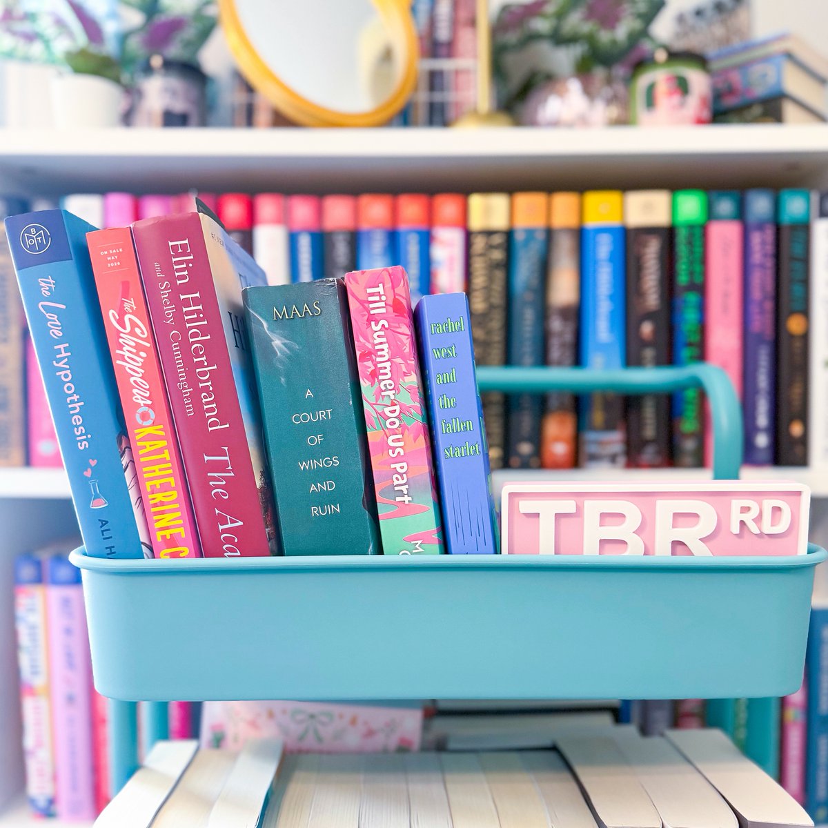 DeandreZapbnuy's tweet photo. August TBR

Here are the books I’m hoping to read this month. ACOWAR and The Love Hypothesis are rereads: I’m revisiting the ACOTAR series before book six and The Love Hypothesis before its movie adaptation. Have you read any of these? What did you https://t.co/iXqndkdbh4