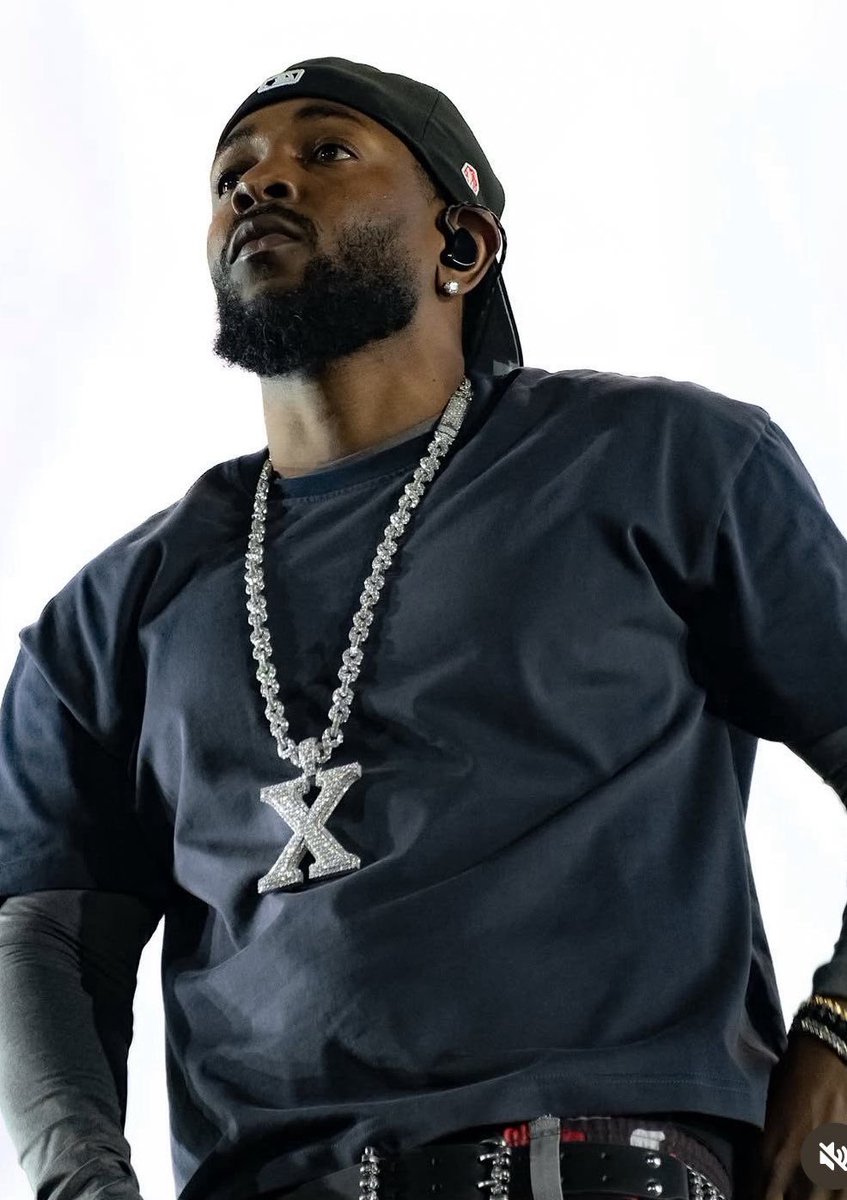 DailyRapFacts's tweet photo. Kendrick Lamar’s “Grand National Tour” extends its record as the highest-grossing tour by a rapper in box office history 🔥🏟️
$390M grossed 💰
2 million tickets sold 🎟️
47 shows 🎤 https://t.co/aIZhhFBJFV