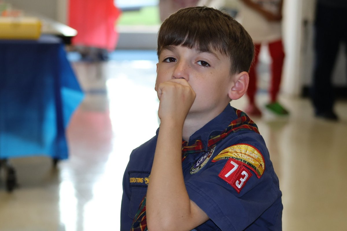 DCSeNews's tweet photo. 👟 What a special night! Hope Sullivan Elementary School's 'A Night in My Shoes' brought students and parents together to share the journey — laughs, lessons, and lots of love! 💙 🧡  #TeamDCS #BeTheStandard https://t.co/CPNSzV4IyF