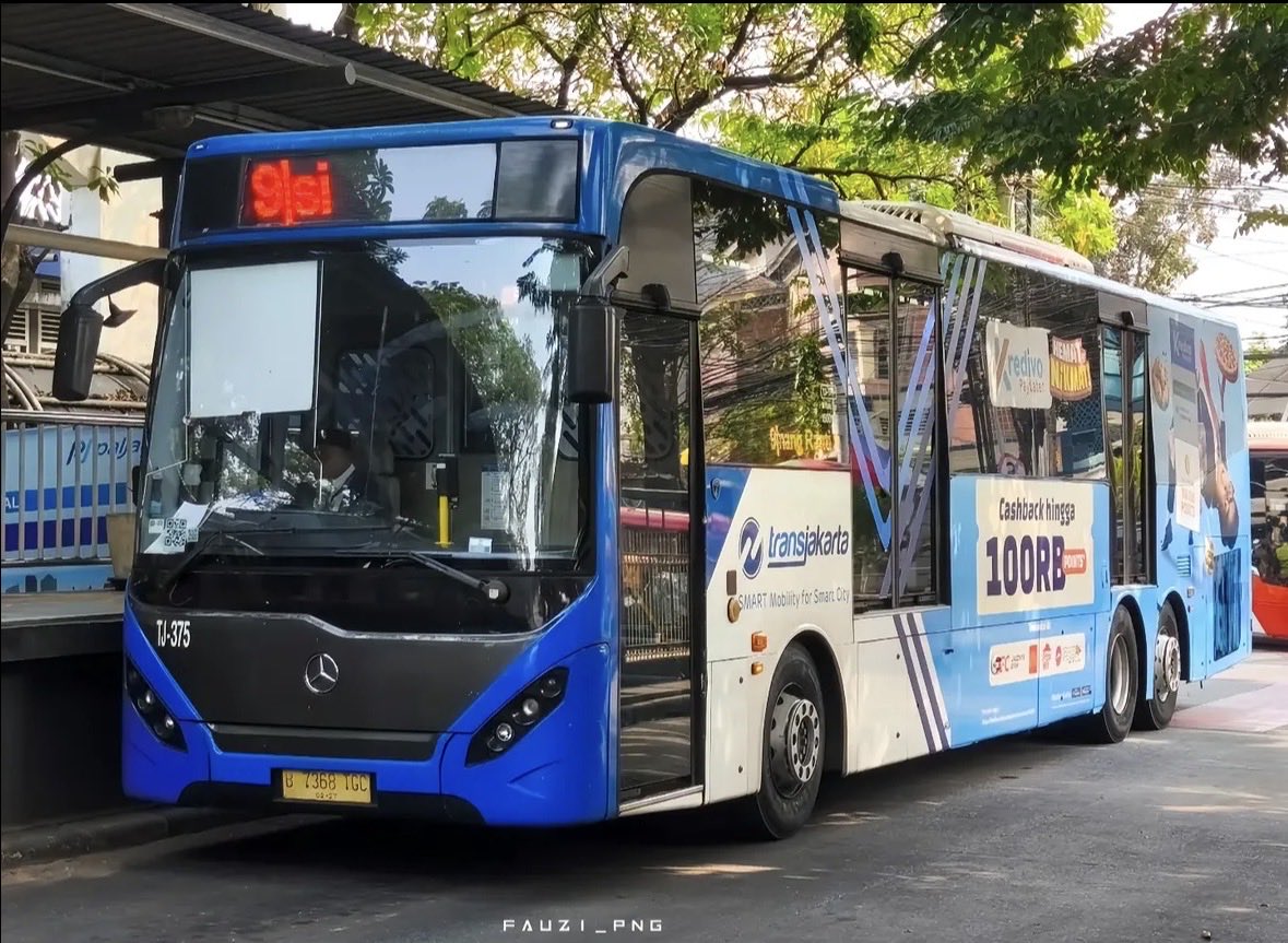 Ccookkk_'s tweet photo. Berikan apapun opinimu soal "Transjakarta" ✨🫵 https://t.co/LvkeNZvK3a