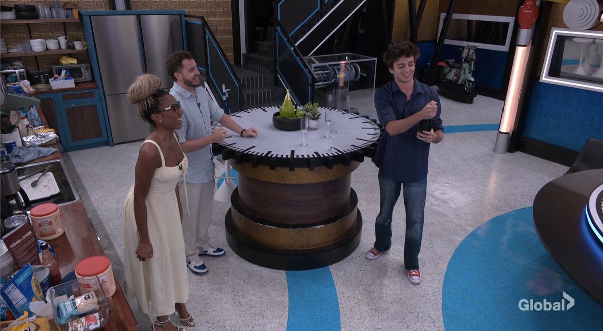 realitymatt04's tweet photo. The way The New Era final three’s r kinda STACKED #bb28 https://t.co/bxmpp9f1GB