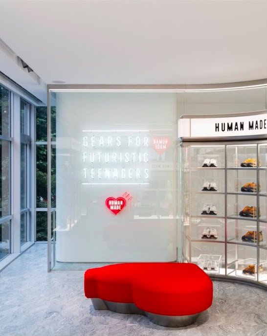 Mikro_Mexico's tweet photo. [NEW] #JHOPE x HUMAN MADE 🔥🐿️

La temporada 2 de HUMAN HOPE se lanzará mañana con motivo de la gran apertura de la primera Flagship Store en Harajuku: HUMAN MADE TOKYO, ¡el espacio más grande de la marca hasta la fecha! 🇯🇵✨

Miren el lugar !!!🥹💛

J-HOPE X HUMAN MADE
HUMAN HOPE S2 IS COMING 
#jhopexHumanMade #jhope 
#HUMANHOPE #HUMANMADE