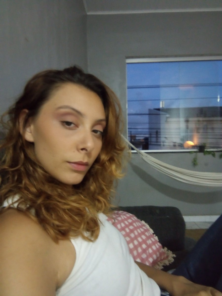 laesdrama's tweet photo. Aqui gente, eu realmente fui super loira e a cara da Ana Paula, né? Q q isso... https://t.co/vQGjN4J6Xh
