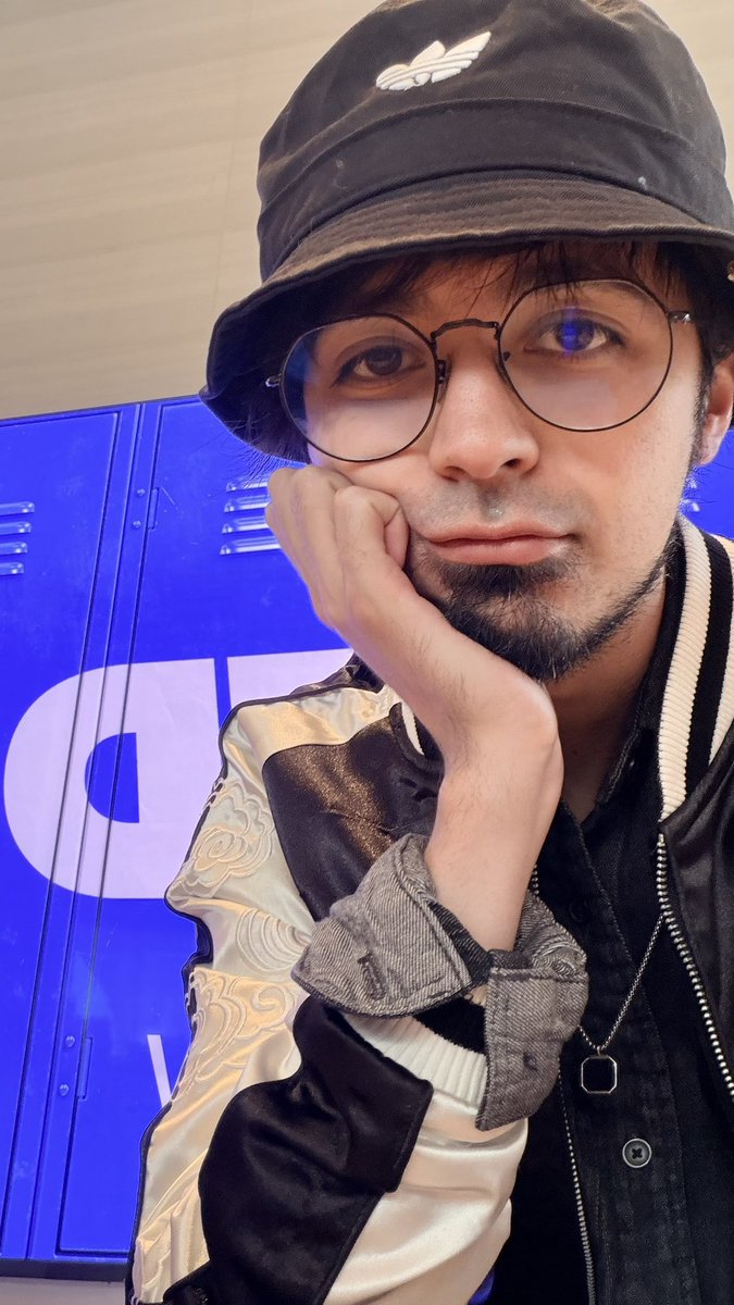 AaronAdAstra's tweet photo. El problema no son los tokens; es que no me divertiría ni aprendería. 
💔 https://t.co/7d1e47wJVB