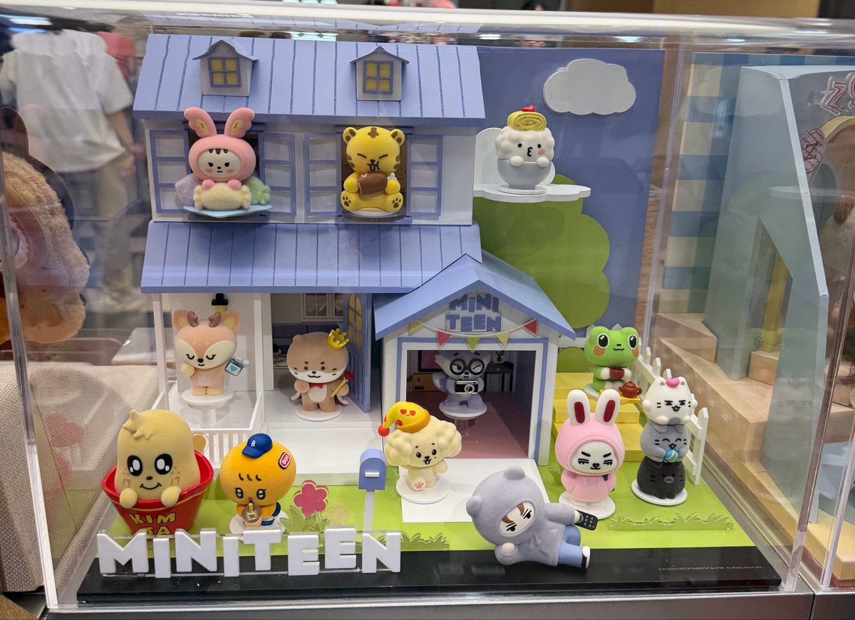 hime1004_'s tweet photo. miniteen popmart waaay too cuteㅠㅠㅠㅠ

I got toram and performance team secret😆😆 toram lucu bgt sumpaahhhhhhh https://t.co/jDLLD4JG68