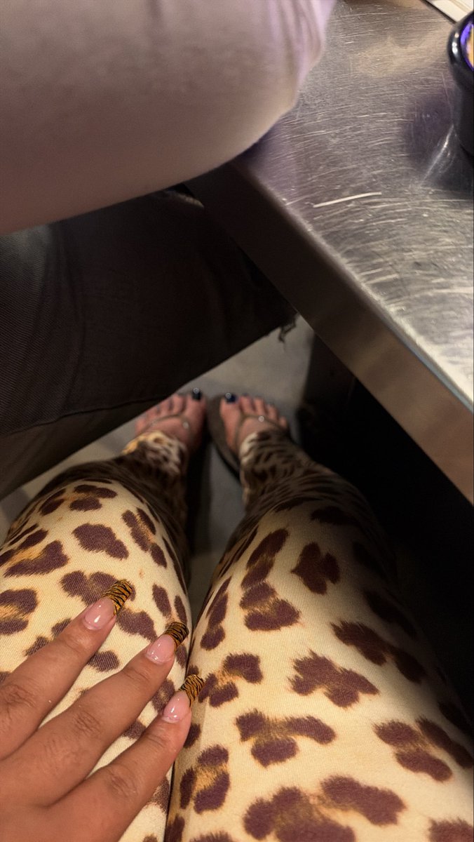 JStaraj's tweet photo. 🦒 https://t.co/X11wQzXLAC
